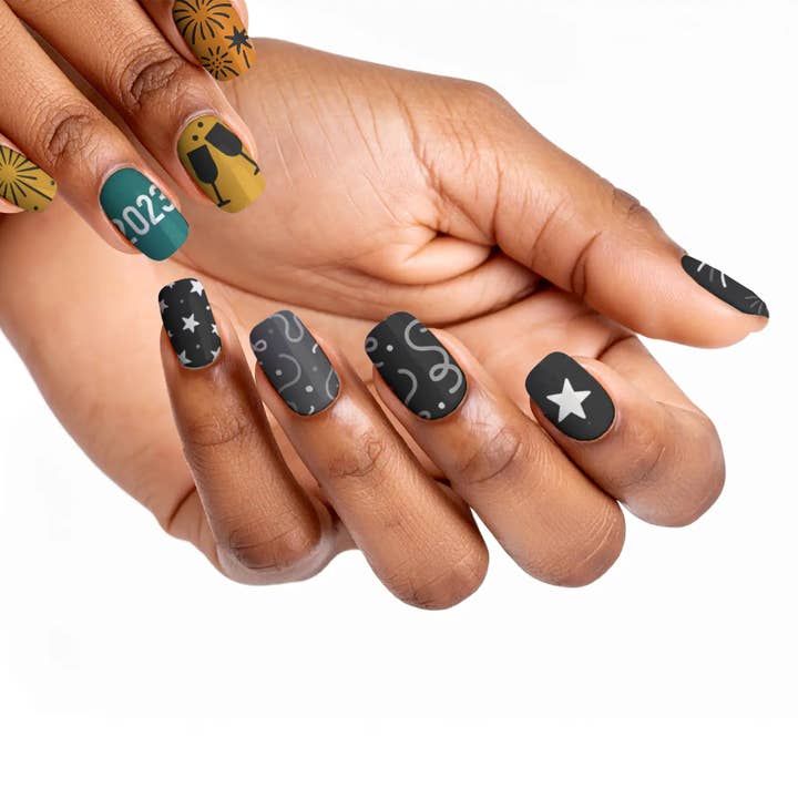 FYNE BODY - Wholesale Press-on/fake nails - Midnight Sparkle Black Magic Press-On Nails77