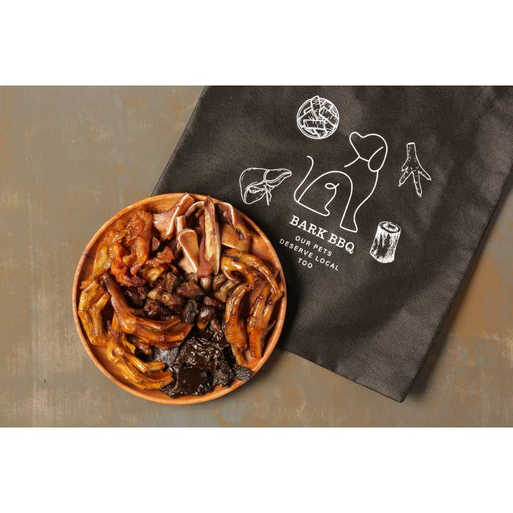 Eco-Friendly Bark BBQ Bag for wholesale by Bark BBQ