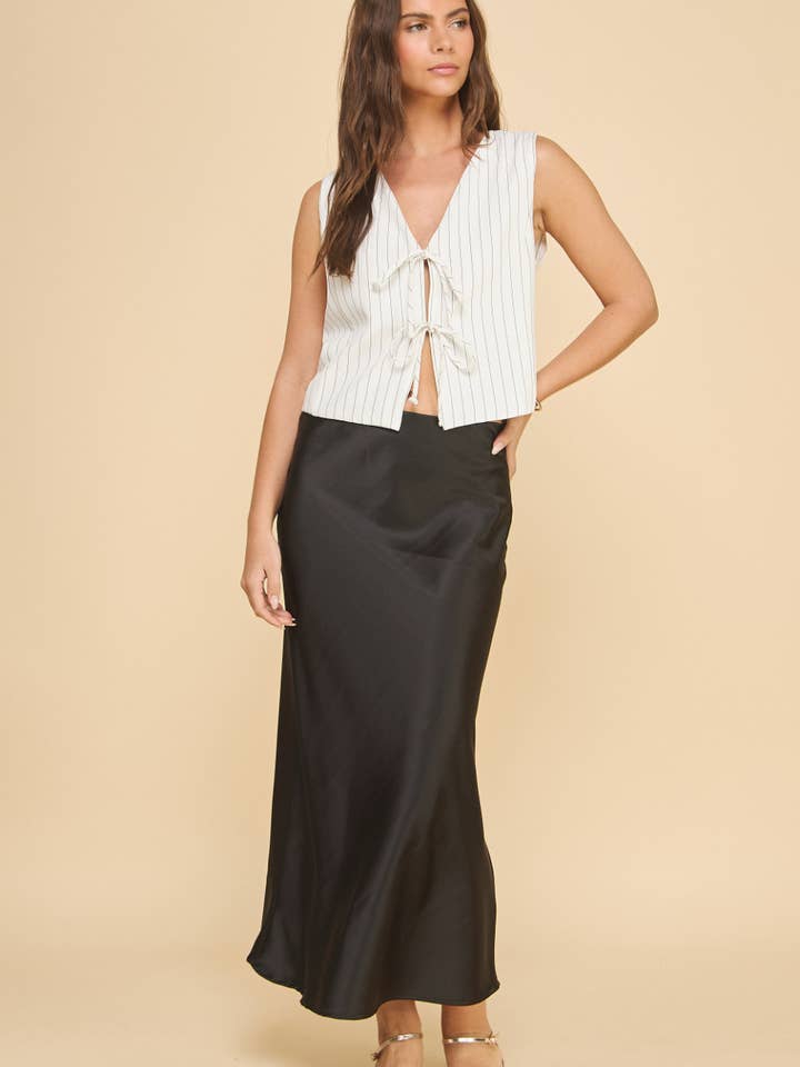 ISK1381 Aniston Slip Skirt Black for wholesale by If She Loves