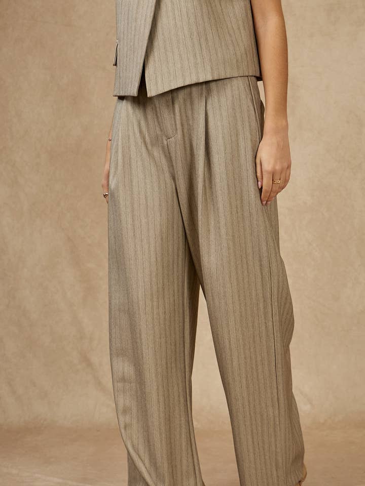 Pantaloni larghi da tailleur a righe sottili - L2510144-JAKOB per la vendita all'ingrosso da parte di LOVIE & CO