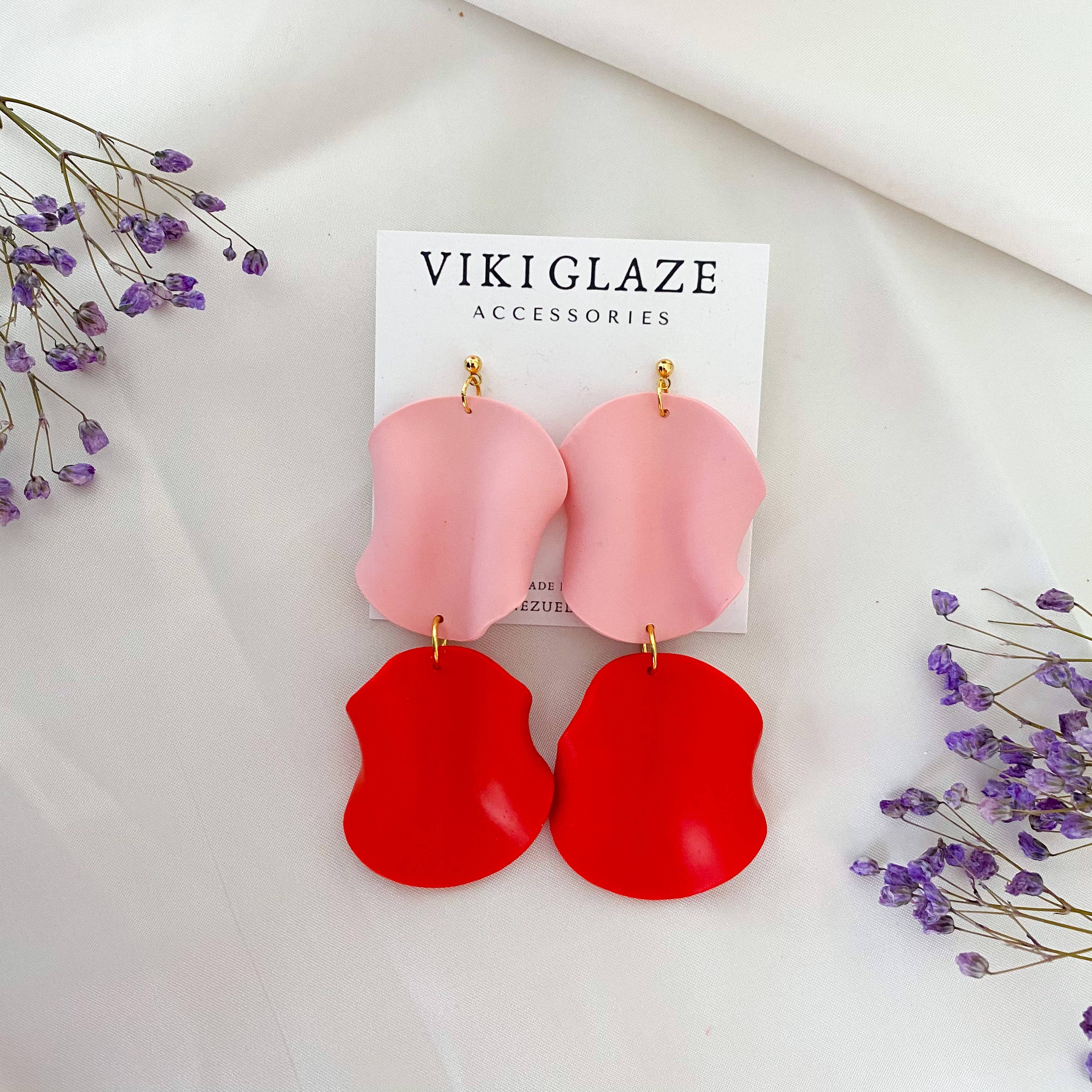 Viki Glaze Accessories - Wholesale Dangle Earrings - Maxi Etérea Strawberry- Pink & Red earrings2