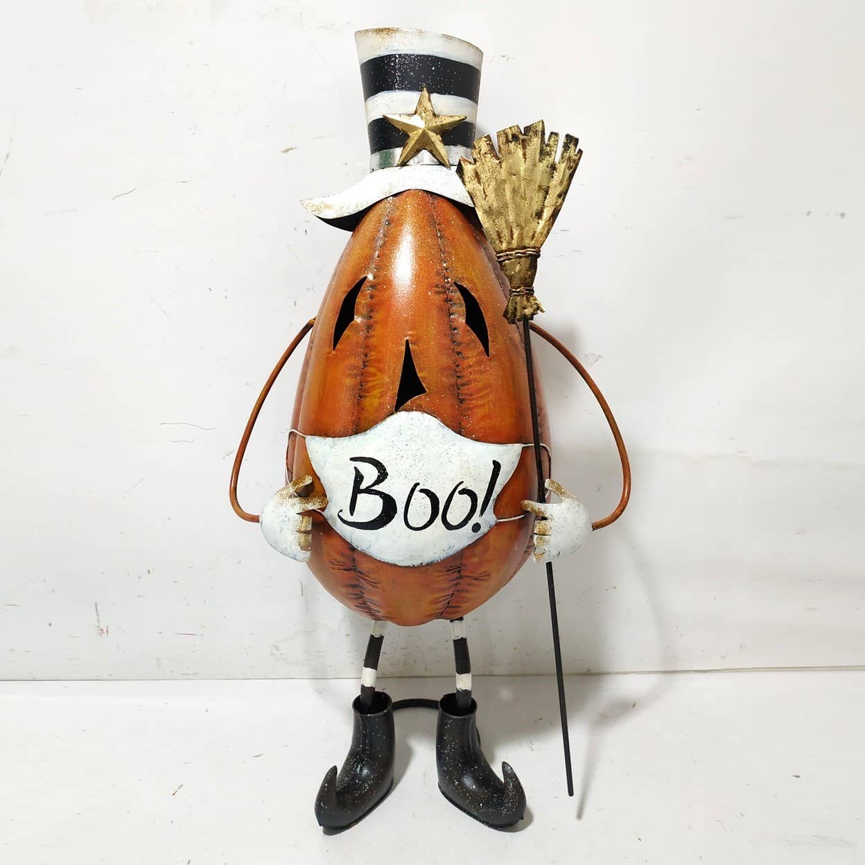 Zaer Ltd. International - Wholesale Decorative Figurine - 27.5" Tall Top Hat Jack-O-Lantern with Face Mask4