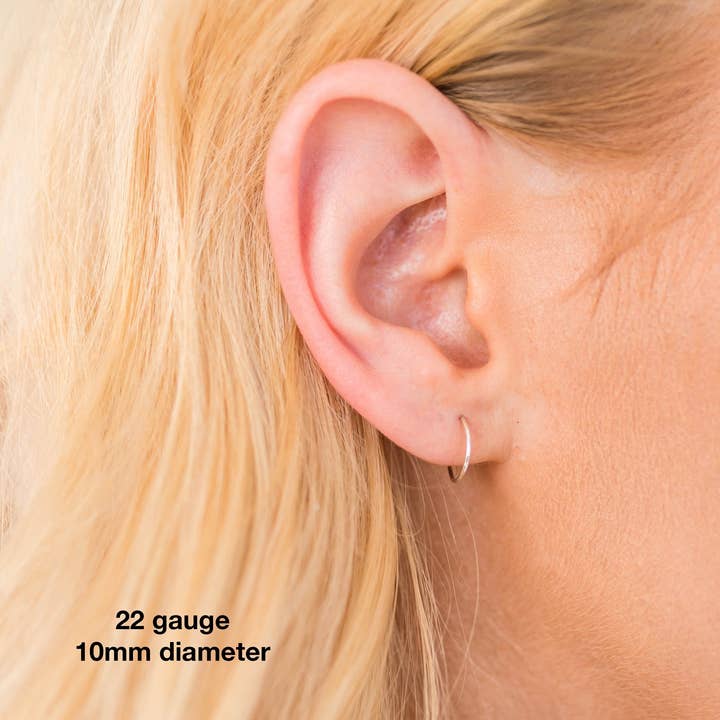 Sunlight Silver Jewelry - Wholesale Hoop Earrings - Tiny Hoop Earrings in Solid 925 Sterling Silver