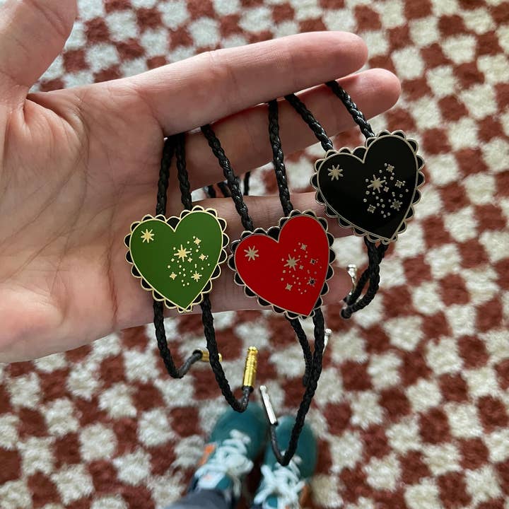 Drawings by Nicole - Wholesale Woven Necklace - Heart Shapes Bolo Tie in Red, Black or Green, unisex6