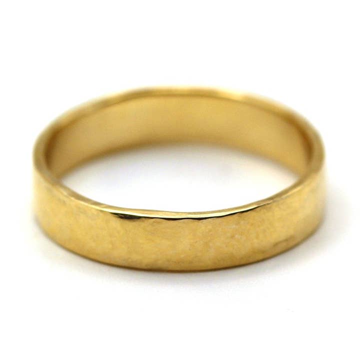 Anello in oro 14K con texture martellata unica per la vendita all'ingrosso da parte di AdoreJ Jewelry Wholesale