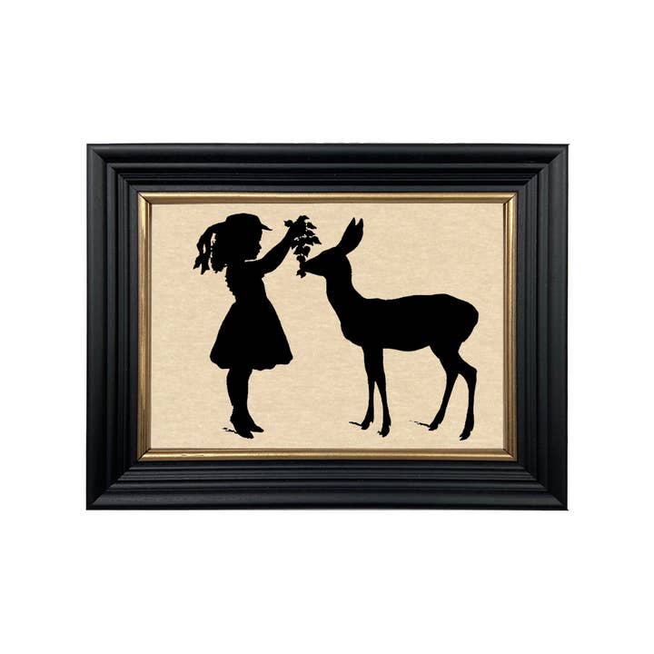 Madison Bay Co. - Historical Home Decor Reproductions – Großhandel Kunstdruck – Gerahmte Papierschnitt-Silhouette von Mädchen mit Rehkitz, 20,3 x 25,4 cm