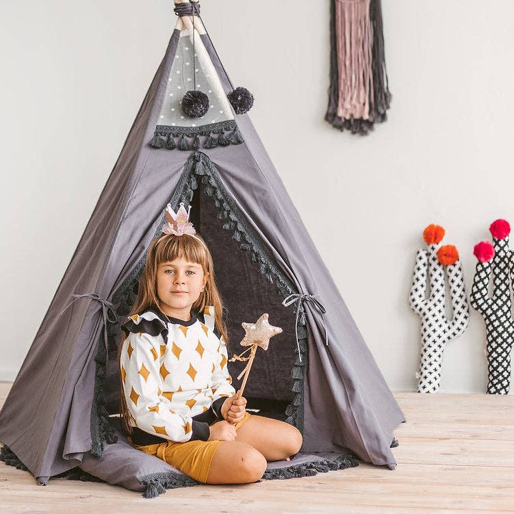 MINICAMP - Wholesale Tent - Kids - MINICAMP Grey Teepee for Kids with Tassel Decor1