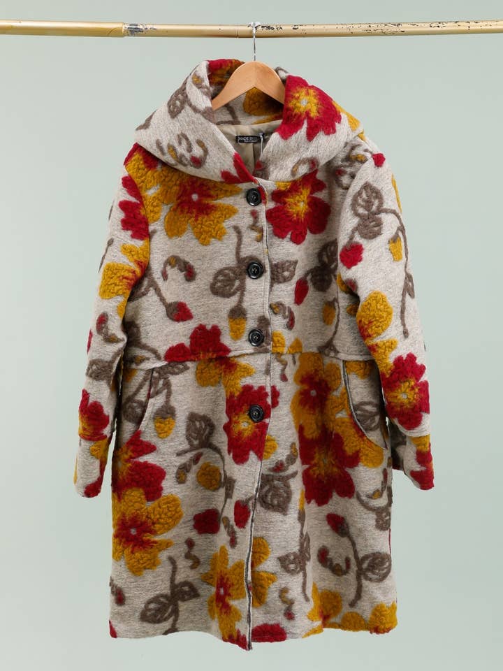 Coats 800F 80% Wool 20% Polyester for wholesale by la maison des fibres naturelles