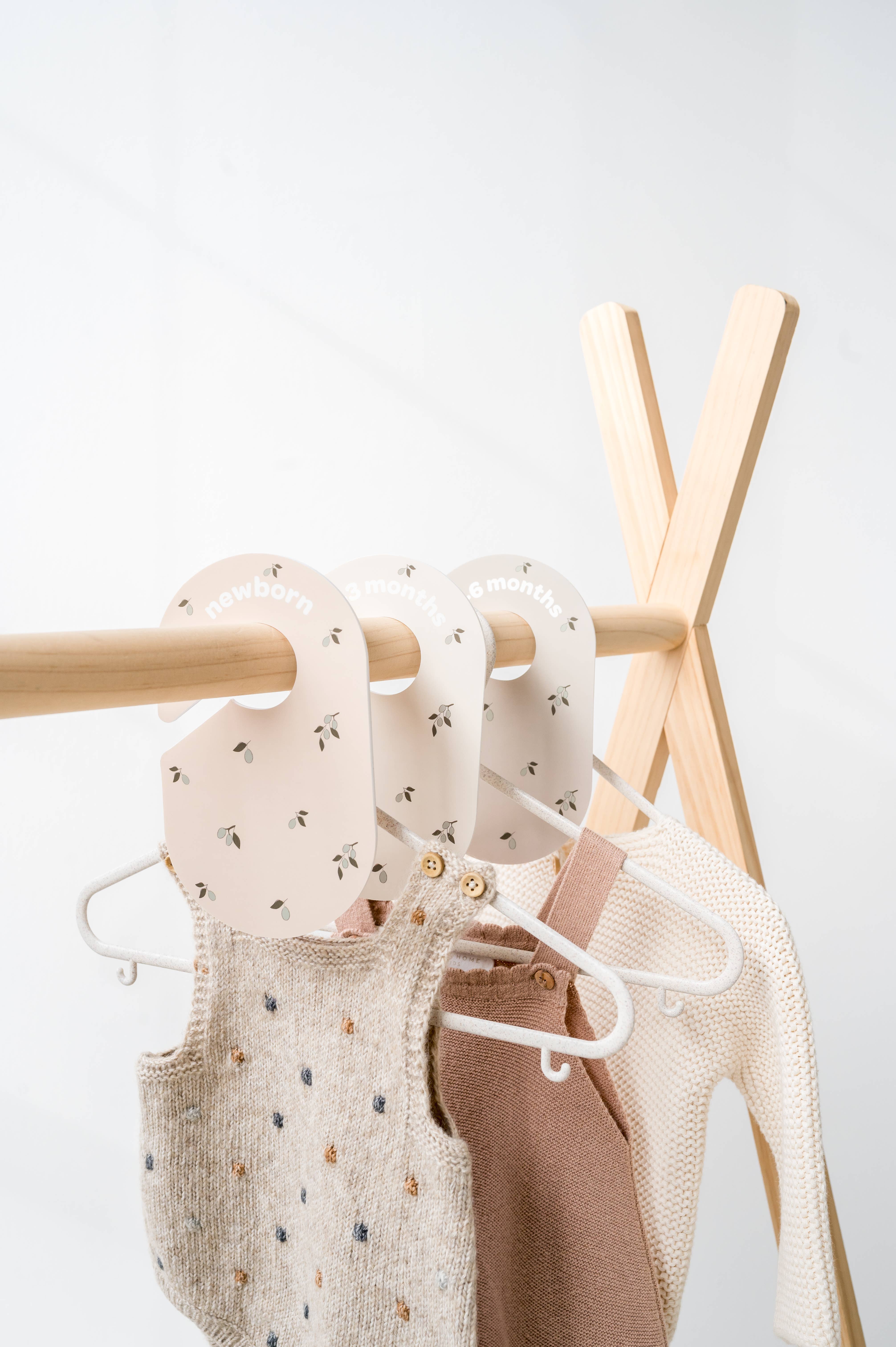 3 Sprouts - Wholesale Clothes Hangers - Baby Closet Dividers (Newborn to 24 Months)25