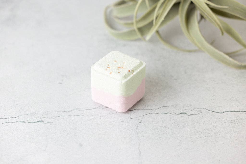 Lizush Creations - Wholesale Shower steamer/bomb - wholesale -  BULK 40 Natural shower steamers - Try 10 of each scent - white lable or with Lizush scent sticker5