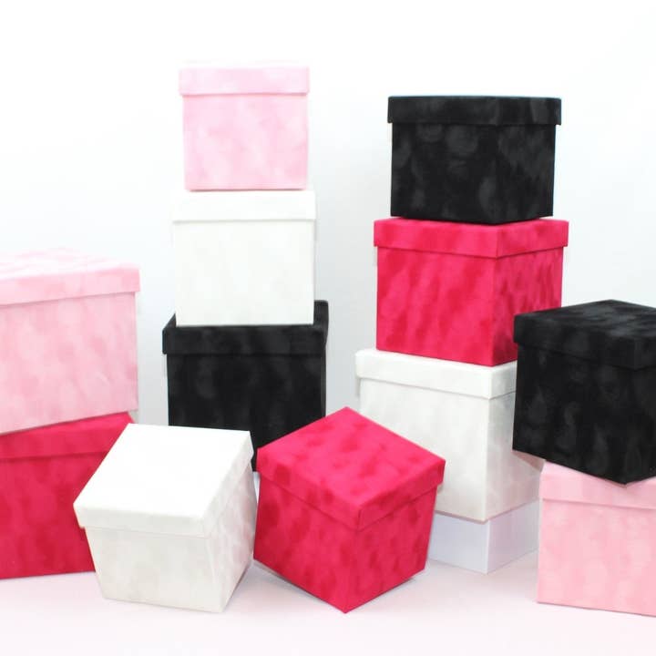 Velvet Cube Square Flower Hat Box with Lid for wholesale by Elegant Design Supply