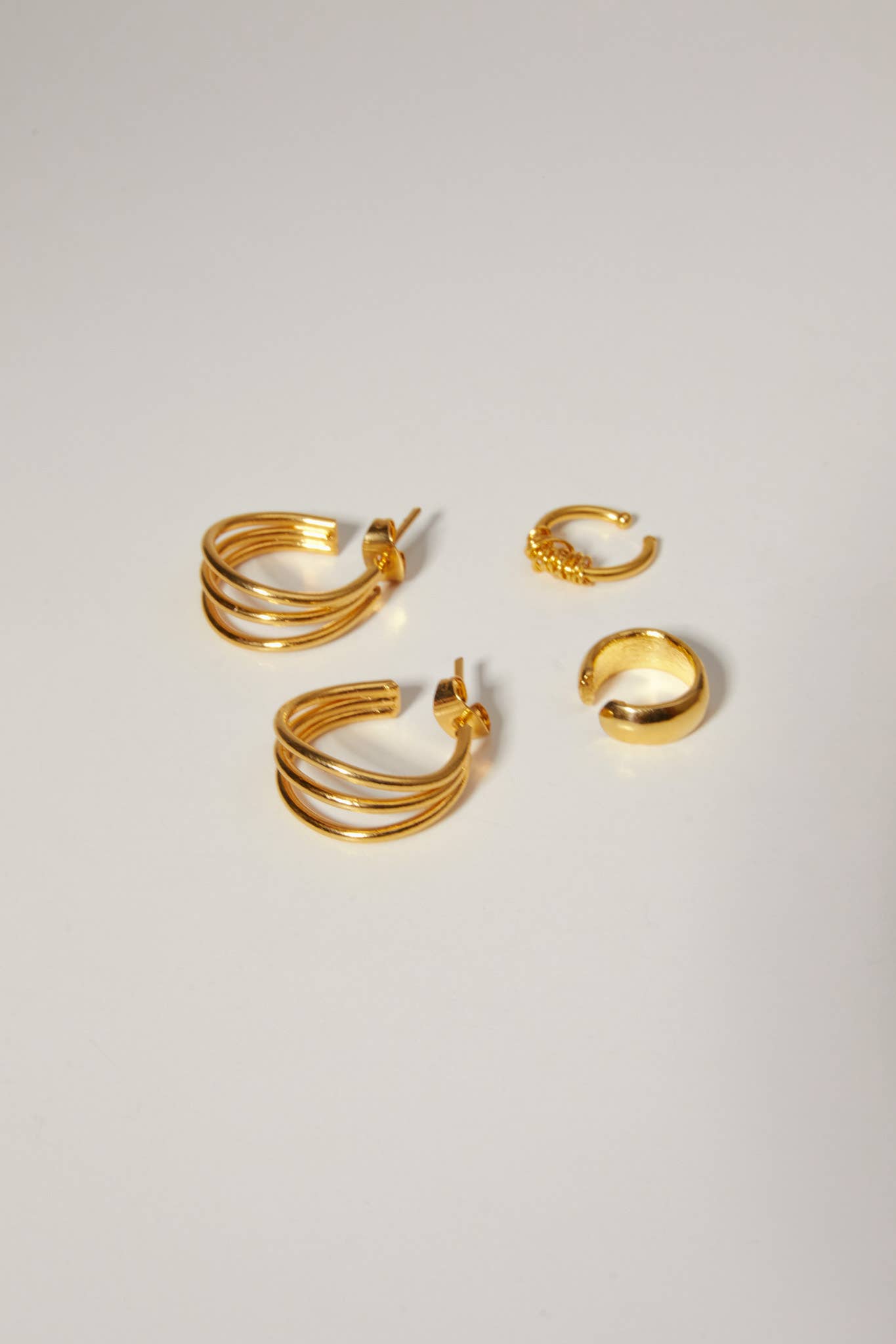 Heliconia Boutique – Brincos de punho/trespasse por atacado – Linea Cuff – Um Favorito do Dia a Dia, Ajustável a Qualquer Orelha5