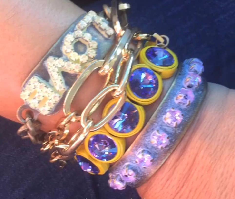 TOVA – Großhandel Armband mit Charms/Anhängern – Liebe-ID8