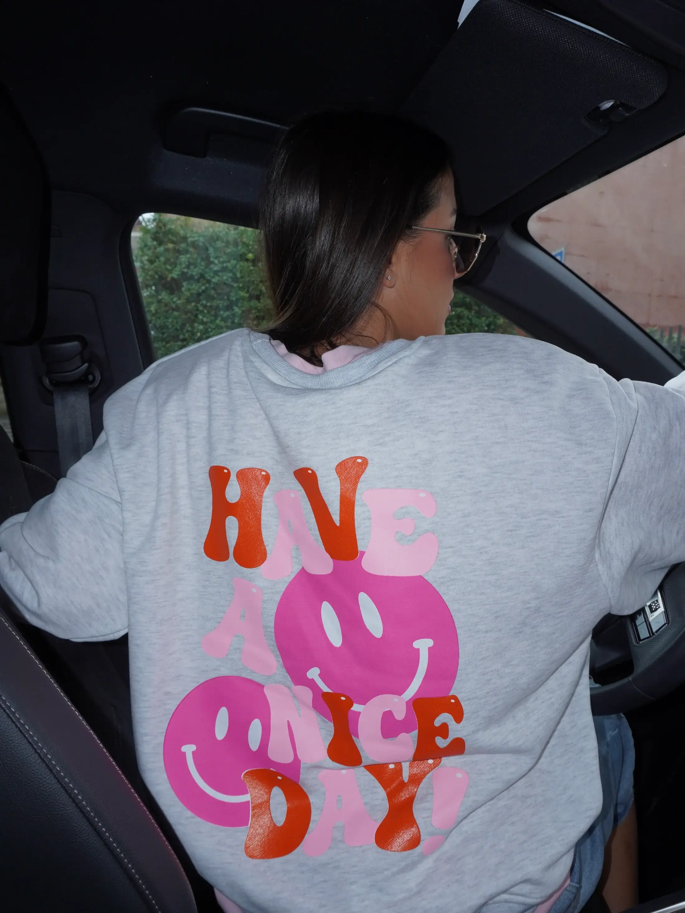 Chilli Girl Collection – wholesale Sweatshirt - Dam – Tröja med rund halsringning och smiley-tryck11