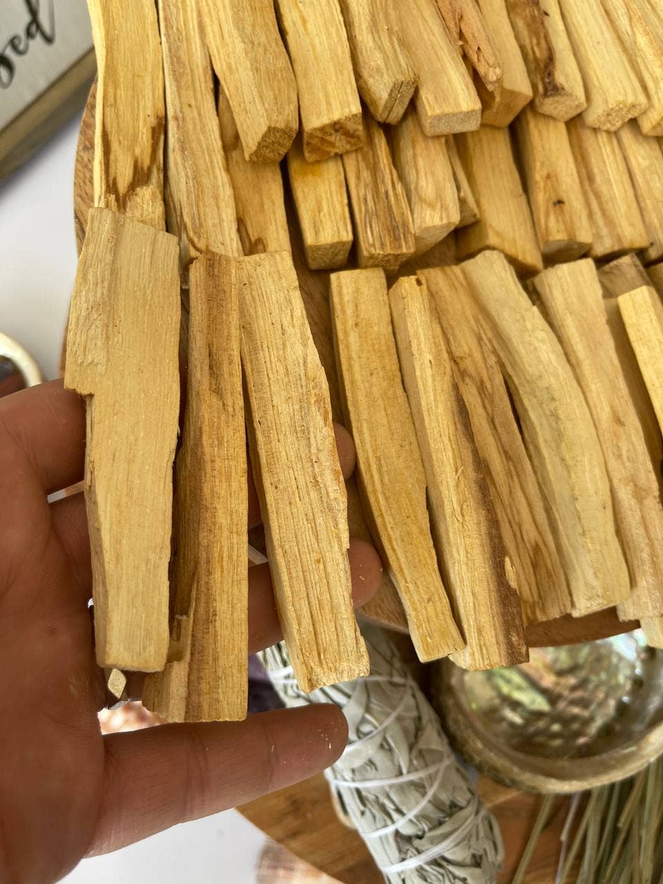 CaNatureLover - Wholesale Smudge Stick -  Palo Santo, Organic Wholesale Palo Santo Sticks from PERU6