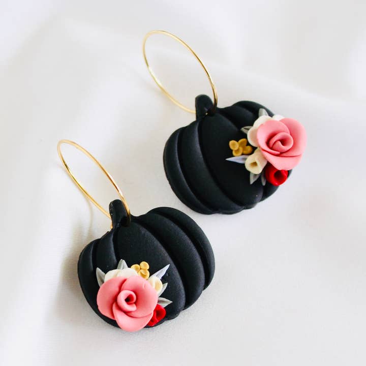 Pumpkin clay oorbellen | oorbellen van klei | Halloween-oorbellen voor wholesale door PERNAZ JEWEL