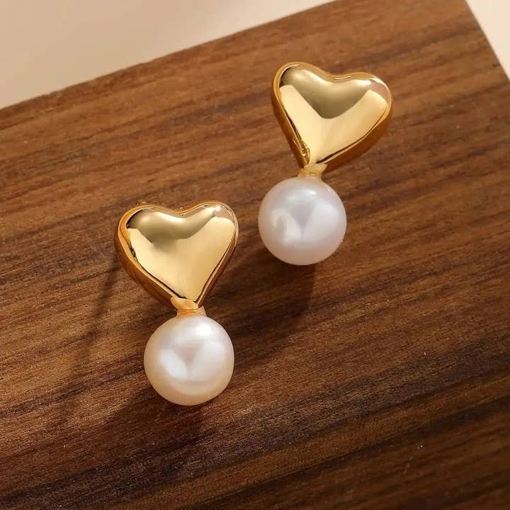 Heart Shaped Sterling Silver Stud Earrings with Freshwater Pearl Pendant for wholesale by Moclein