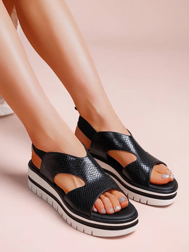 Sandalias planas con bridas -Negras para venta al por mayor de CFK International