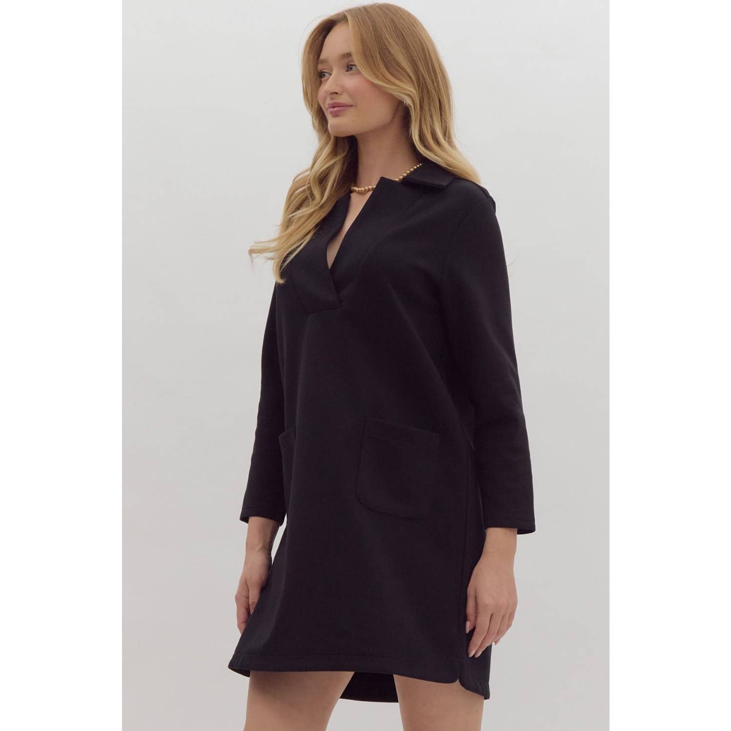 STYLE USA – Engroshandel Kjole - Dame – Massiv minikjole med v-hals krave1