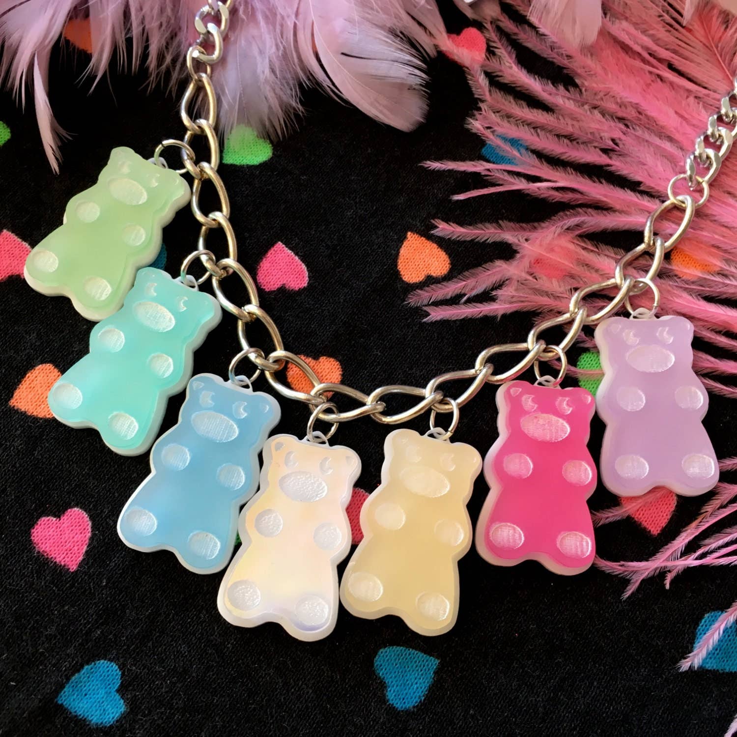 I'm Your Present – wholesale Halsband - Barn – Pastell Rainbow Gummy Bear Candy Food Charm Halsband, Laserskuren akryl3