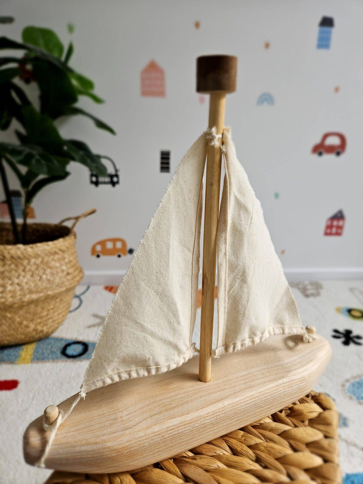 QToysUSA - Wholesale Wood Toy - Kids - EcoVoyager Recycled Tree Sailing boat3