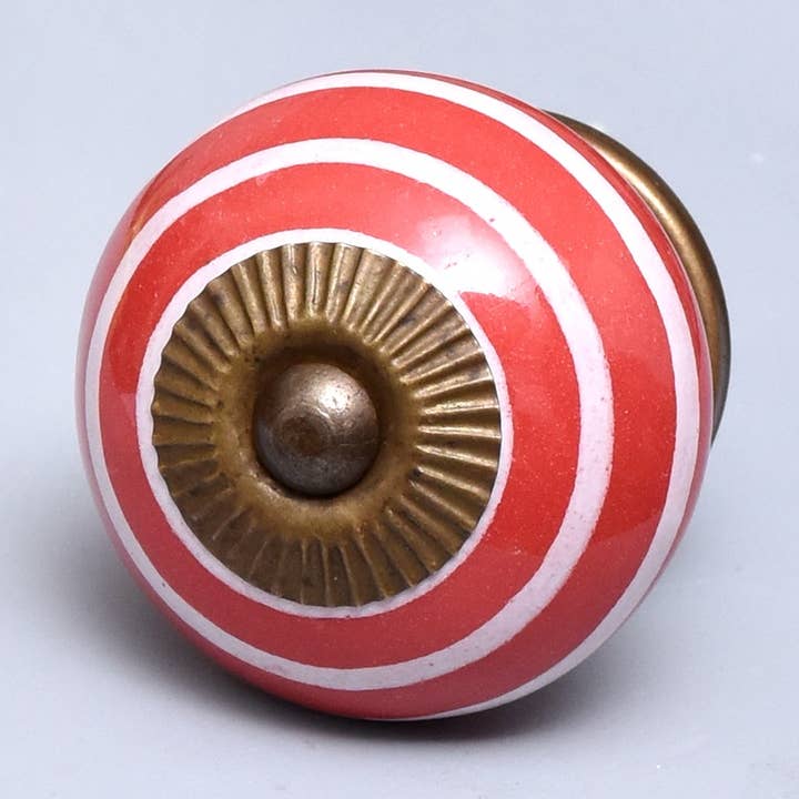 Barn Röd Skåp Lådknoppar Keramisk Rand Handtag -1 Styck för wholesale av Daana Paani LLC