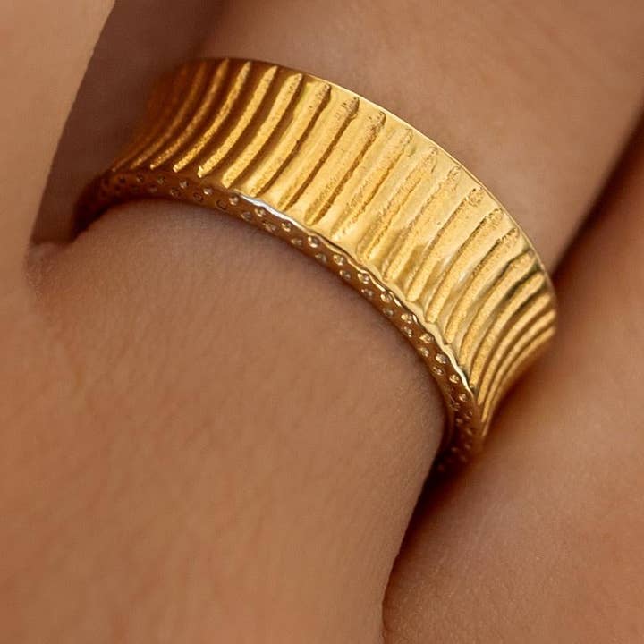 Roman Ring Gold for wholesale by ALCO Jewelry