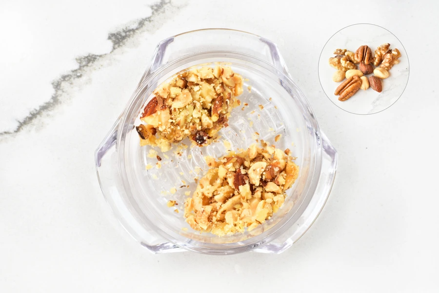 NexTrend - Wholesale Kitchen Tool/Gadget - Garlic Twister 4th Generation3