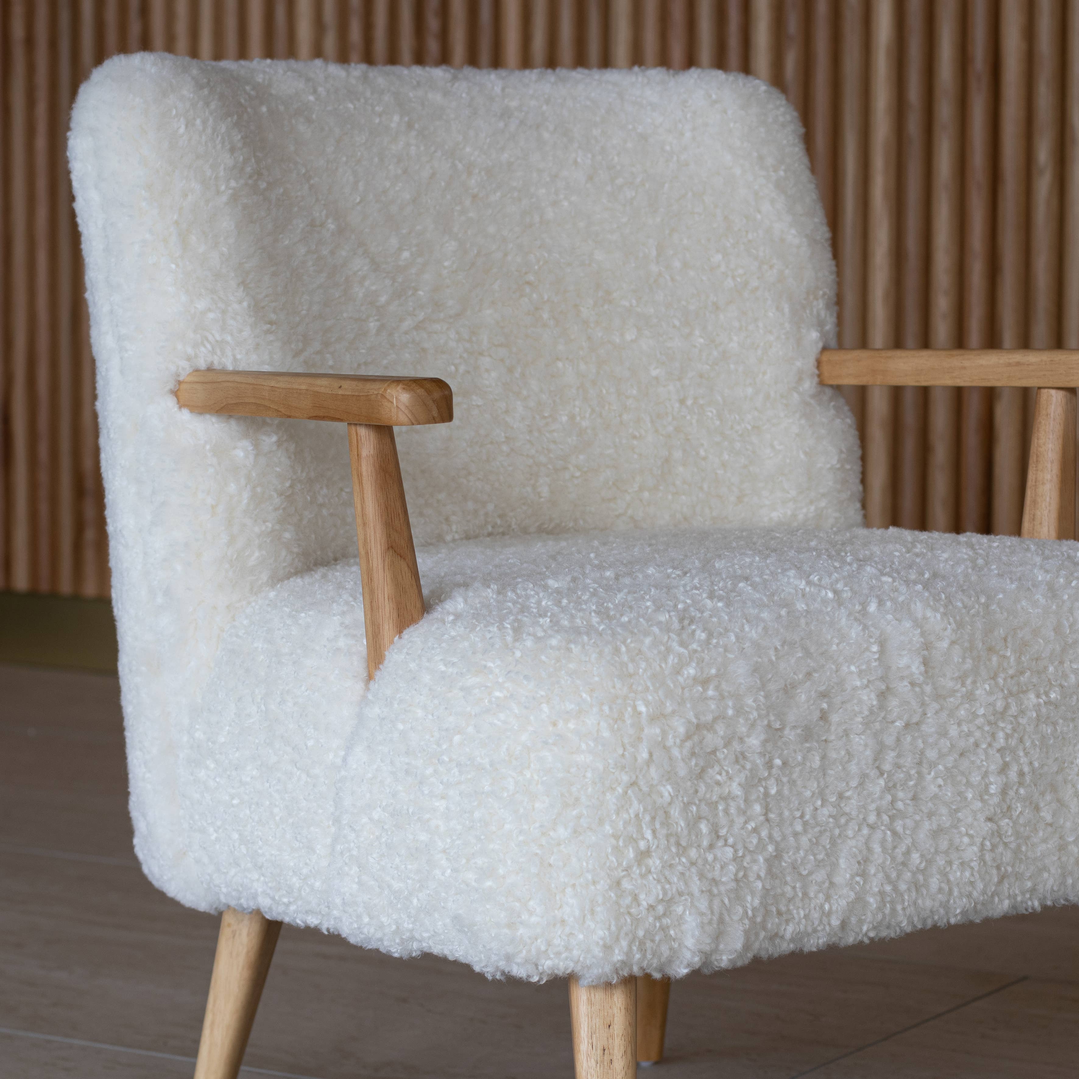 Now's Home - Wholesale Chair - ECRU FUR EFFECT ARMCHAIR WOODEN STRUCTURE 62X65.5X70 ELIOT3