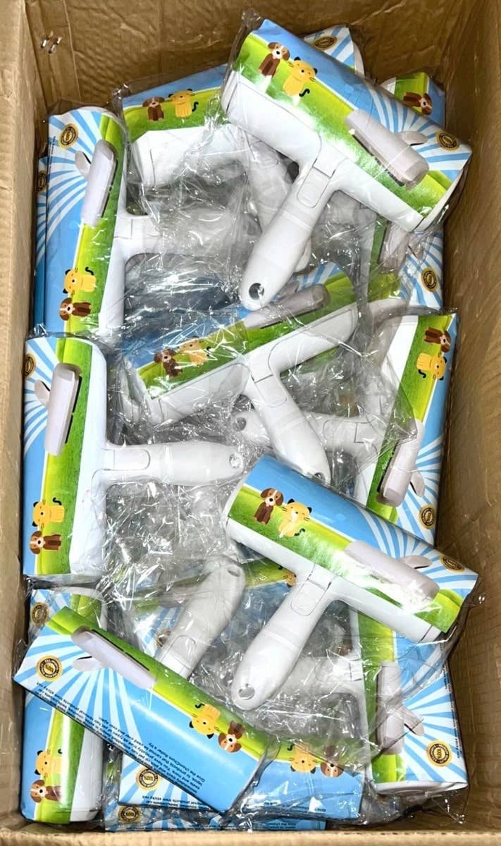 Salzmann Restwaren GmbH - Vendita all'ingrosso Strumento per la toelettatura del pelo - Cani - Rimuovi peli per animali SWAVGO, rullo adesivo e spazzola4