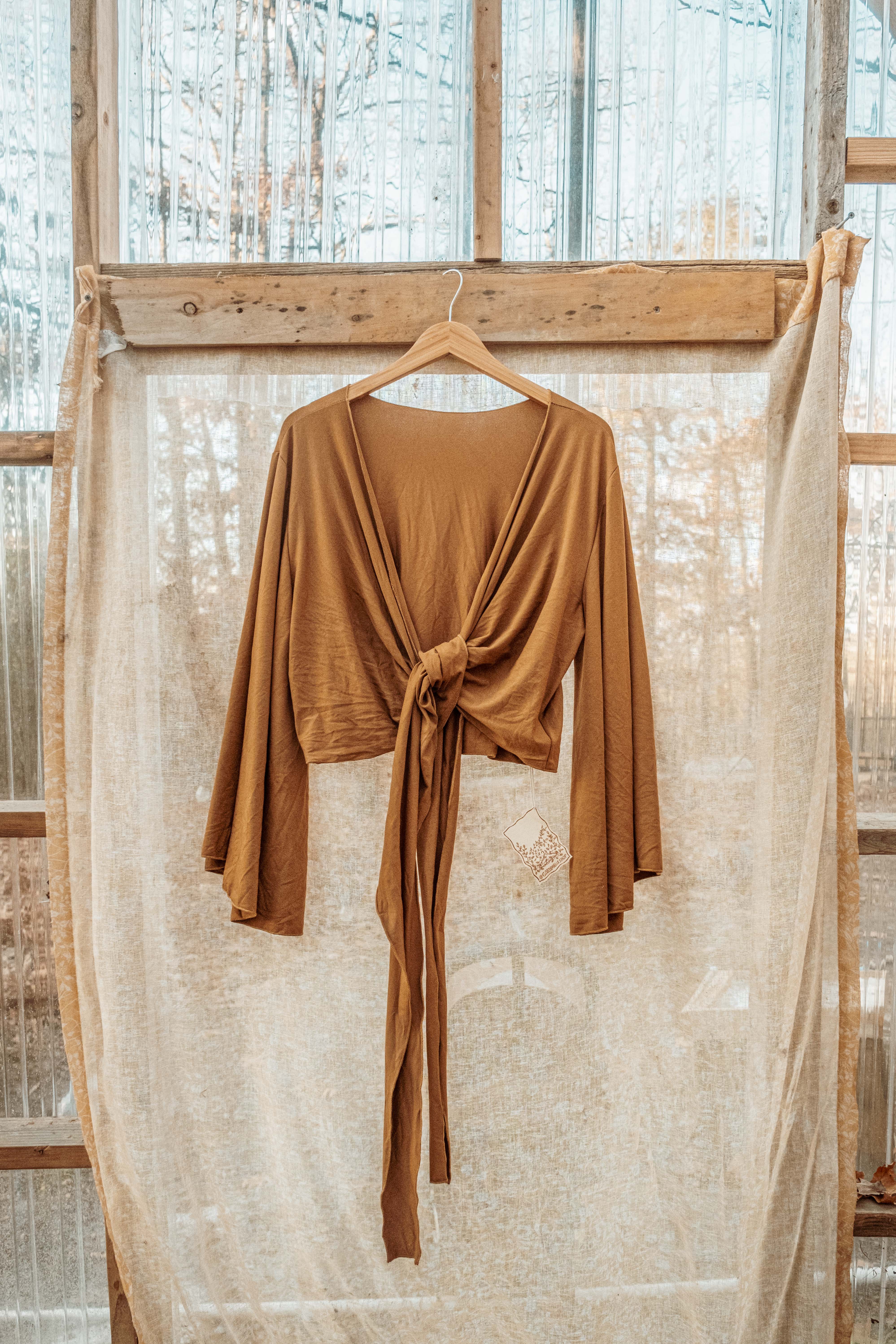 Gardenbelle Shop - Vendita all'ingrosso Camicetta - Donna - Top avvolgente yoga boho a maniche svasate OrganicEcoVero comodo16