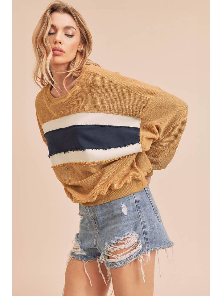 AEMI + CO - Wholesale Sweatshirt - Women's - 846AD Winnie Sweatshirt 1