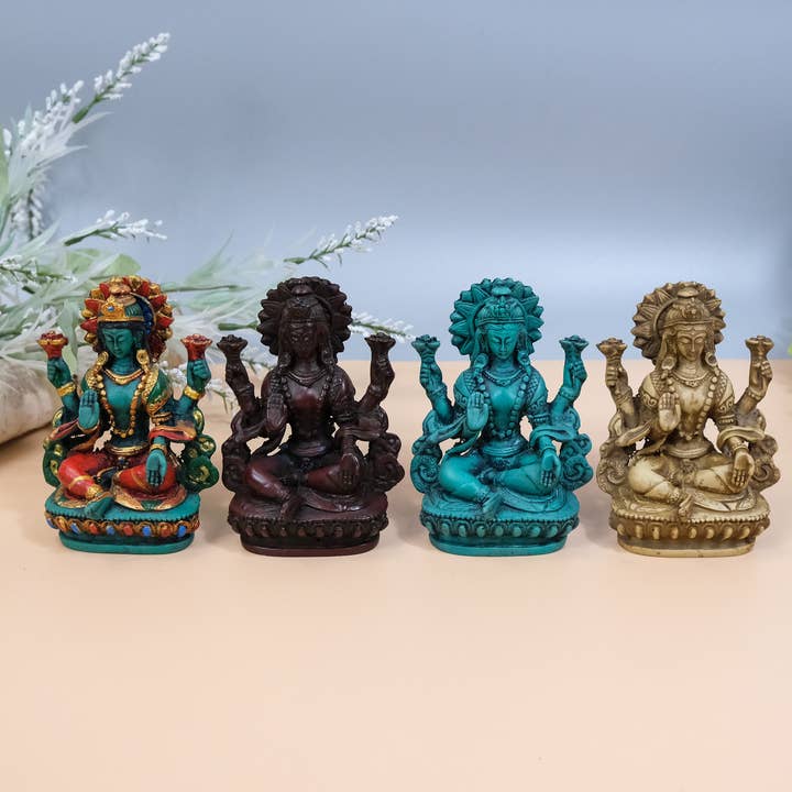 Handgefertigte Laxmi-Statue, Hindu-Göttin des Reichtums für den Großhandel von Karma Nepal Crafts