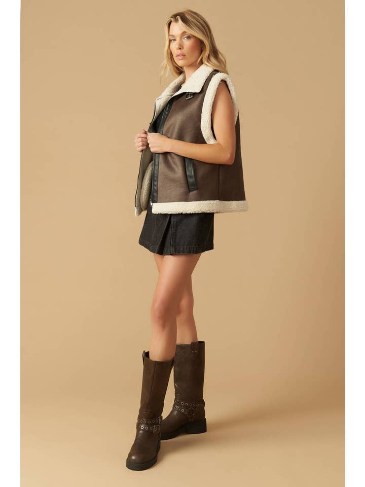 Brown A faux leather/sherpa vest - IJ10242 for wholesale on Faire2