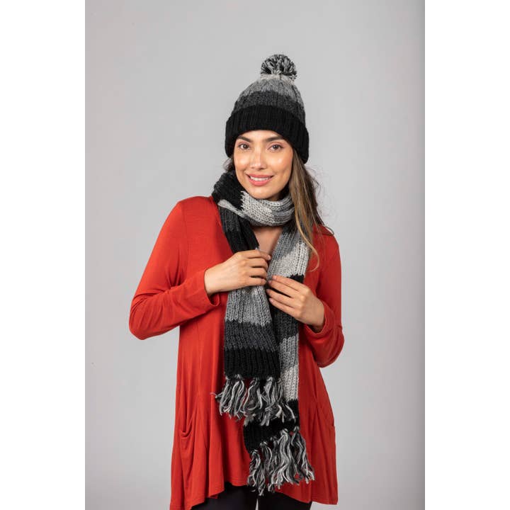 Windhorse Trading Inc - Wholesale Scarf - Women's - Multi Knit Scarf. WS105