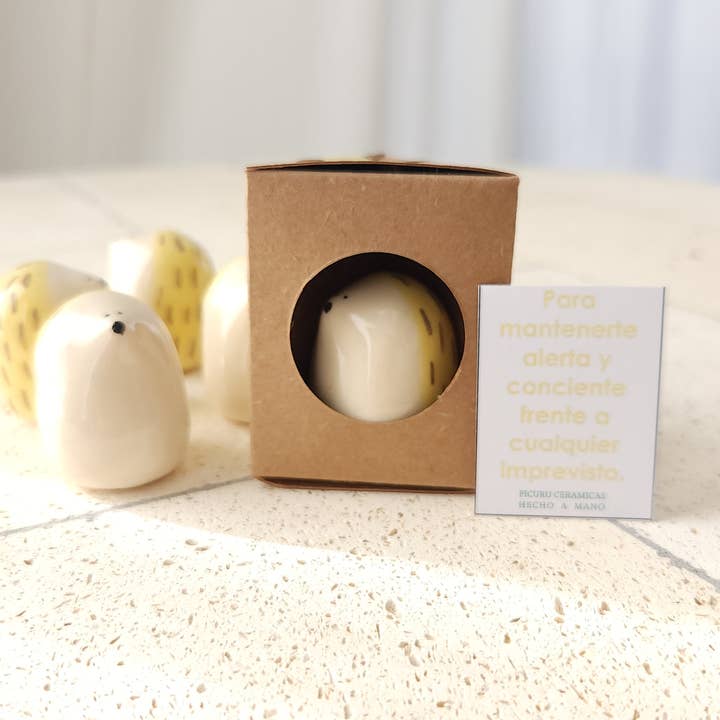 Picuru ceramicas - Wholesale Decorative Figurine - Porcupine Amulet of Self-Protection, 5 languages1