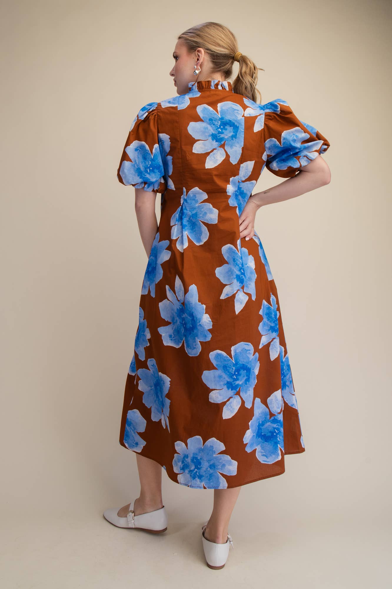 Glam - Wholesale Dress - Women's - Ruffle V-Neck Puff Sleeve Waist Pleated Midi Dress6