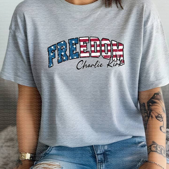 Camiseta da Liberdade Charlie Kirk Camiseta da Liberdade CK Tee por atacado de RusticPrintStudio