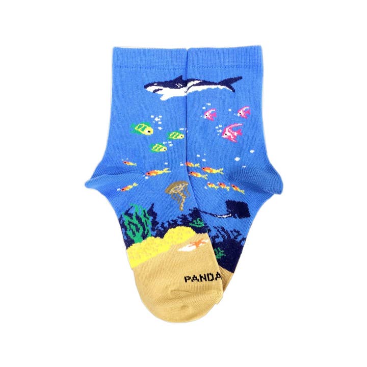 Calzini Shark in the Ocean (3-7 anni) per la vendita all'ingrosso da parte di Sock Panda
