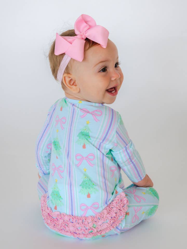 Blue SoftSnooze™ Baby Girls Cotton Modal Merry Bow Dreams Footed Ruffle One Piece Pajama
for wholesale on Faire3