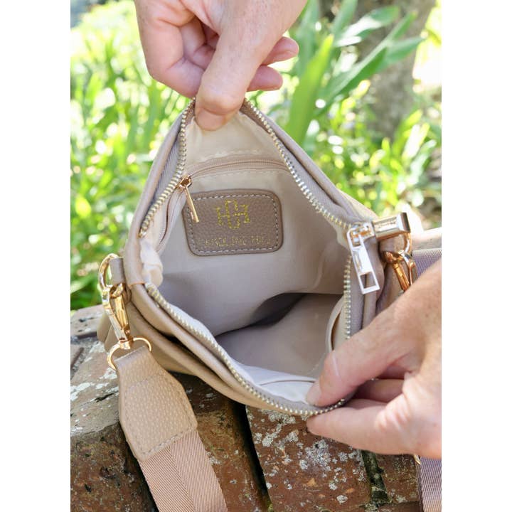 Caroline Hill - Wholesale Crossbody Bag - Women's - Briggs Crossbody TAUPE7