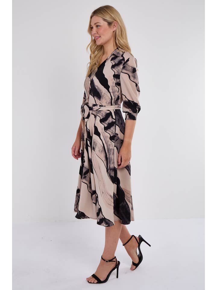 bege Vestido-camisa midi preto com meia manga e estampa abstrata bege para venda a revendedores na Faire6