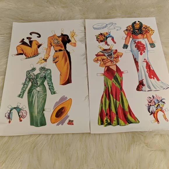 Perisphere & Trylon - Venta al por mayor Conjunto de juguetes - Niños - Juego de Muñecas de Papel «Gone On Holiday» en Caja3