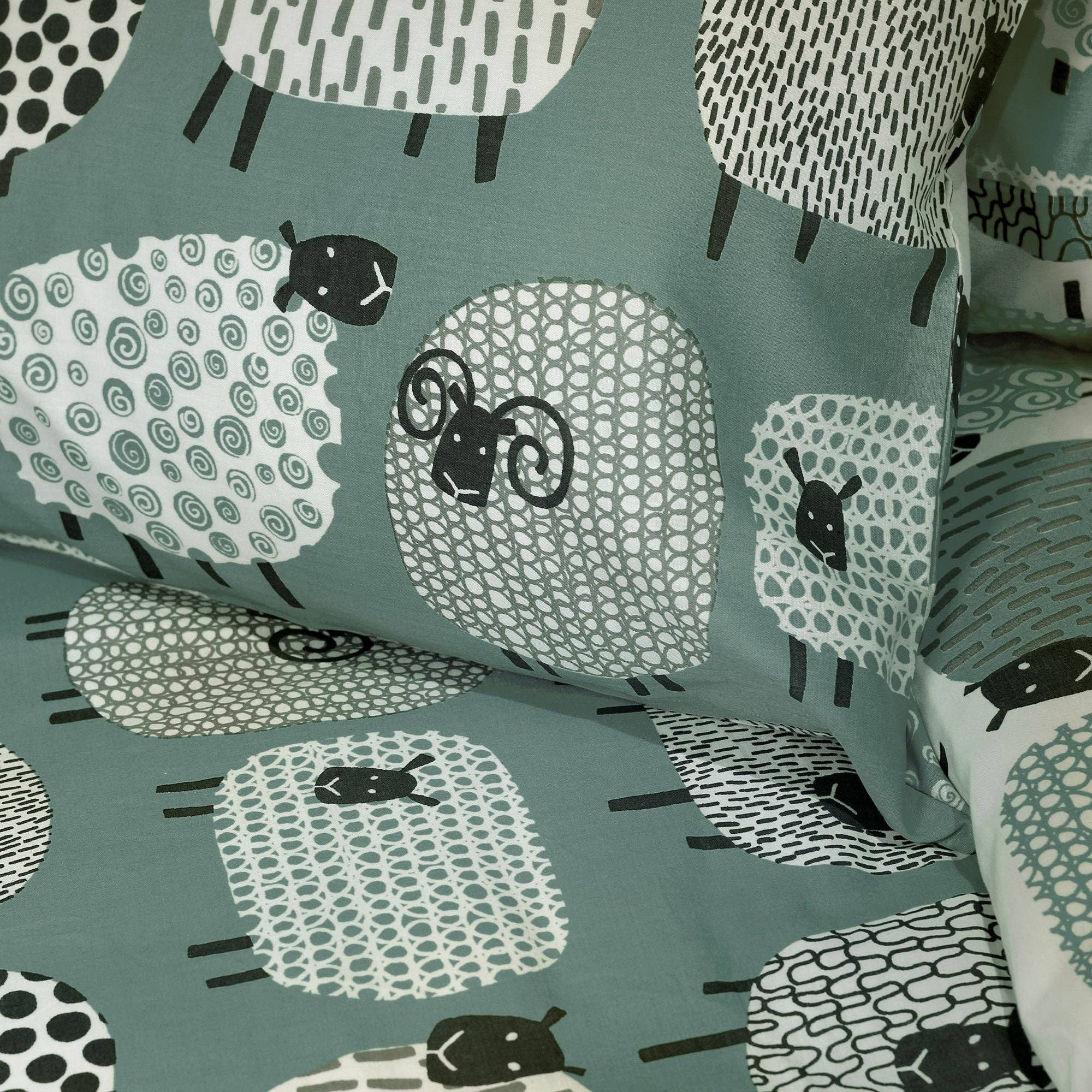 UW Home – wholesale Bedding set – Dotty Sheep Duvet Cover Set by Fusion in Duck Egg1