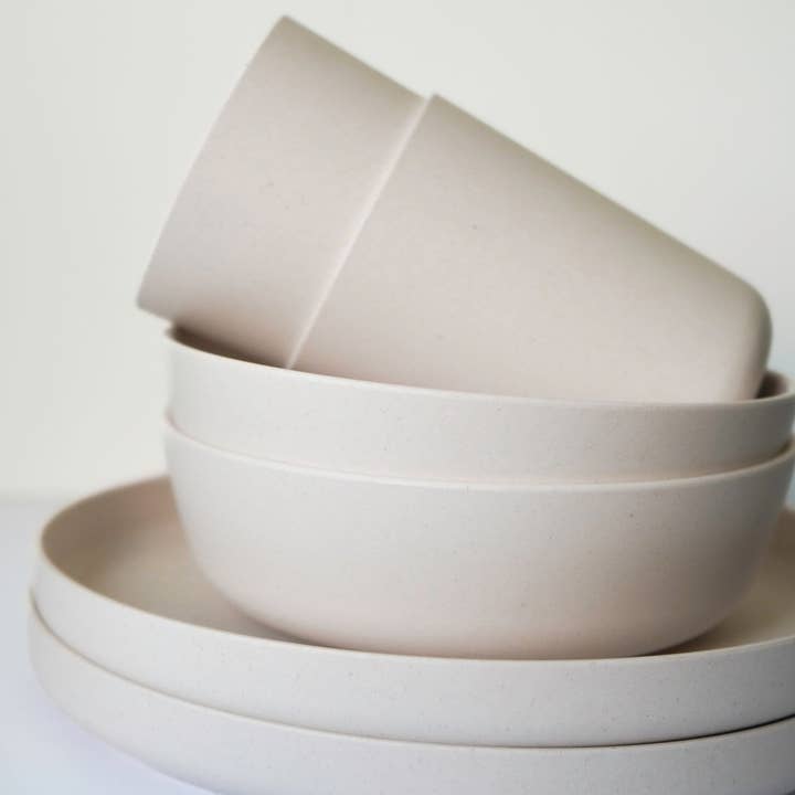 EcoCubs - Wholesale Dinner Plate - Kids & Baby - EcoCubs Children's Bamboo Plates. 100% plant-based. White