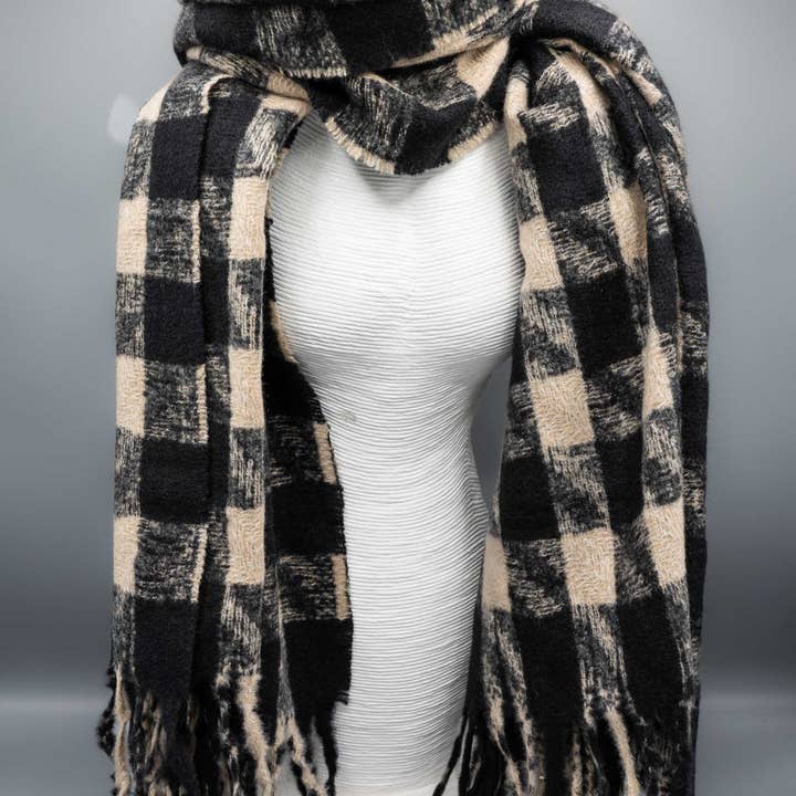 KLK - Wholesale Scarf - Women's - Winter scarf with fringed checks1
