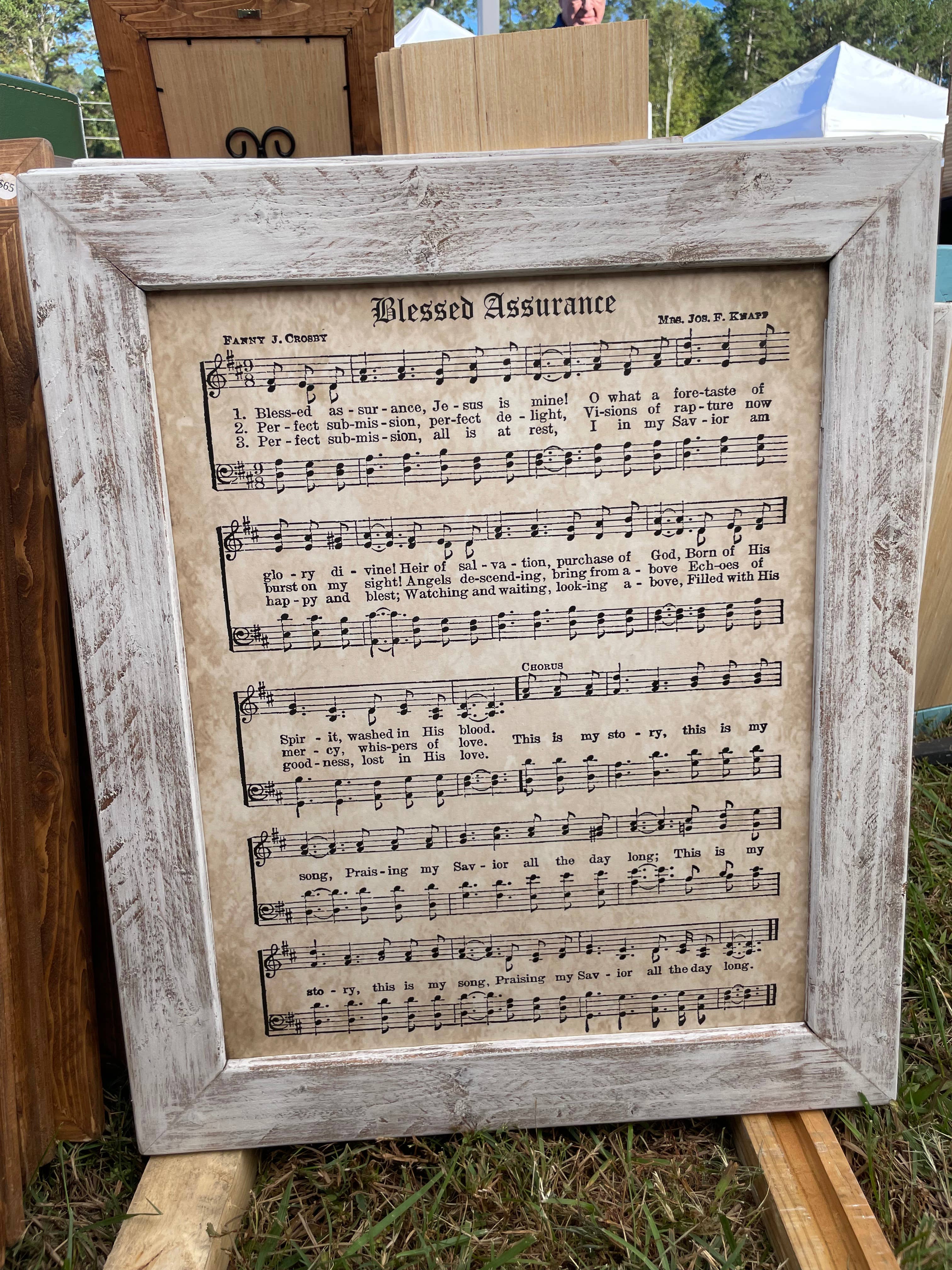 Swinford Designs – Großhandel Kunstdruck – Vintage-Stil Gesangbuch - Gerahmtes Lied "Blessed Assurance"1