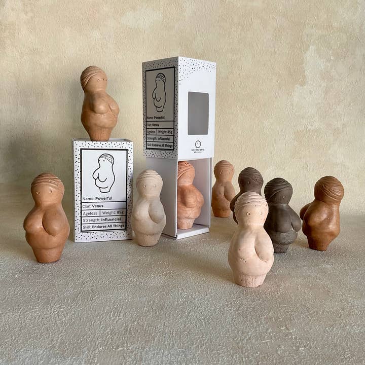 Puissant Inquiet pour la vente par CURED