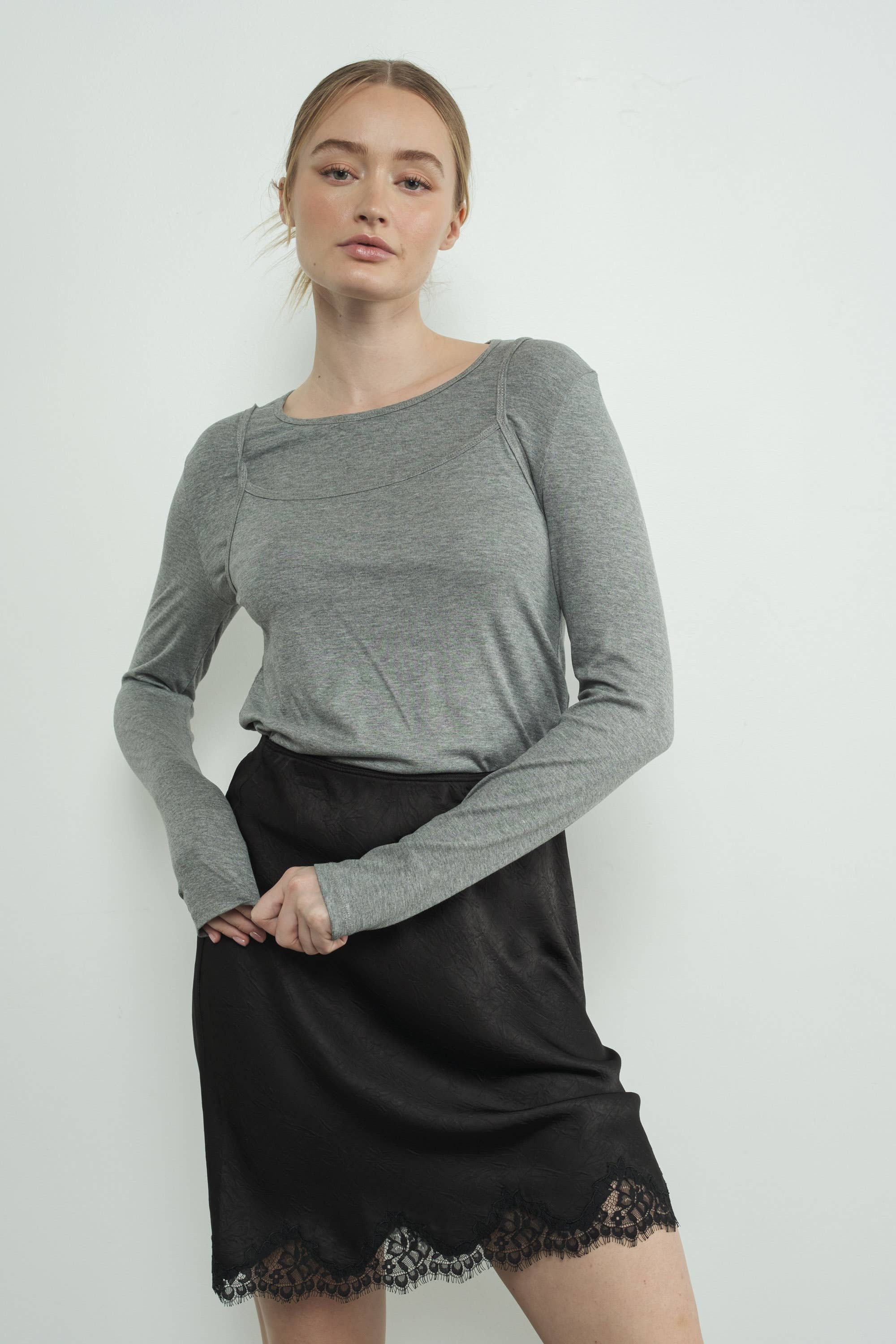 Aaron & Amber - Wholesale T-Shirt - Women's - MAT3127 TWO FER TANK LONG SLEEVE TOP9