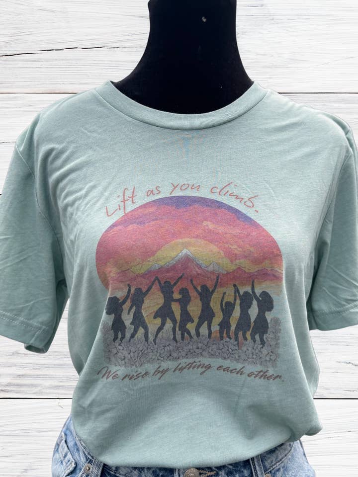 Lift as You Climb T-shirt met Korte Mouwen voor wholesale door Accentuate the Positive